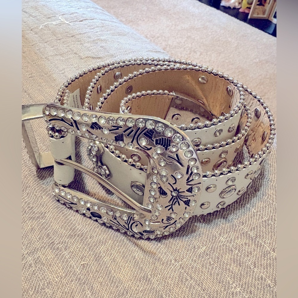 Western belt Cross’s With Studs And Rhinestones 40”